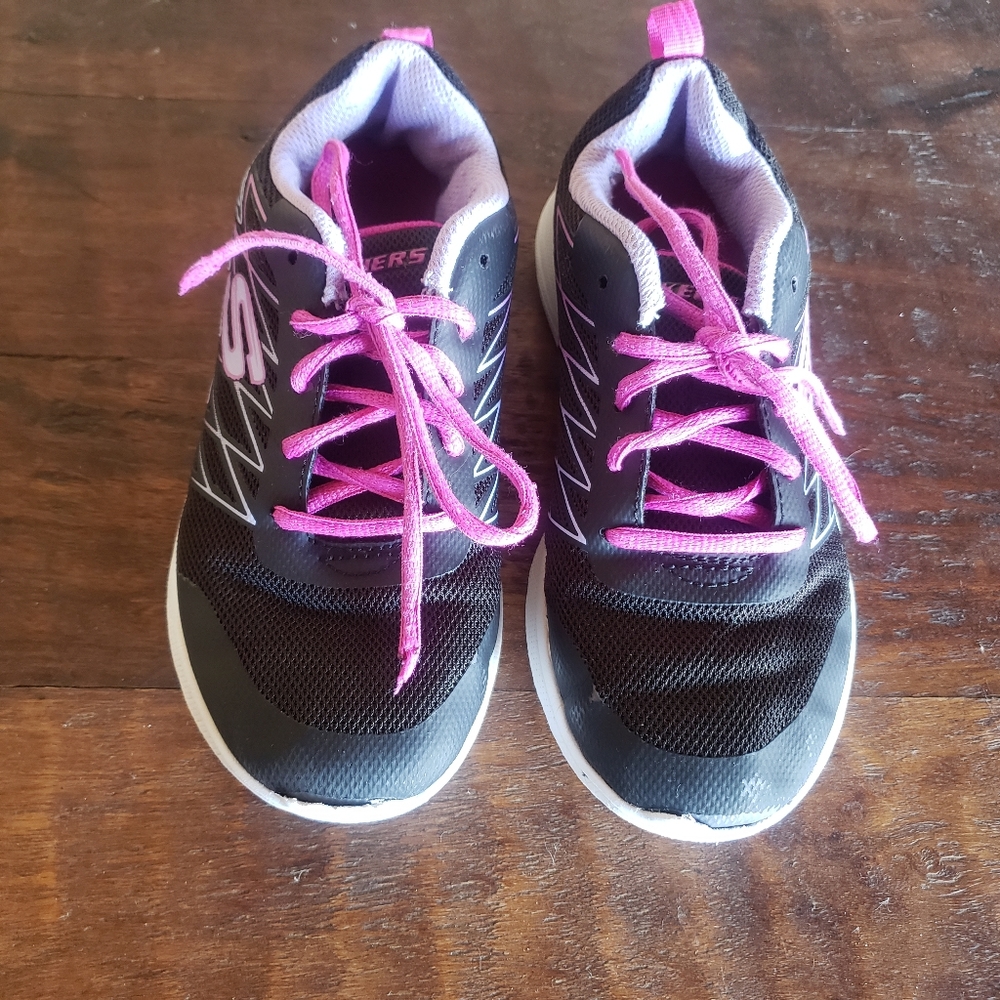 Skechers girls size 1
